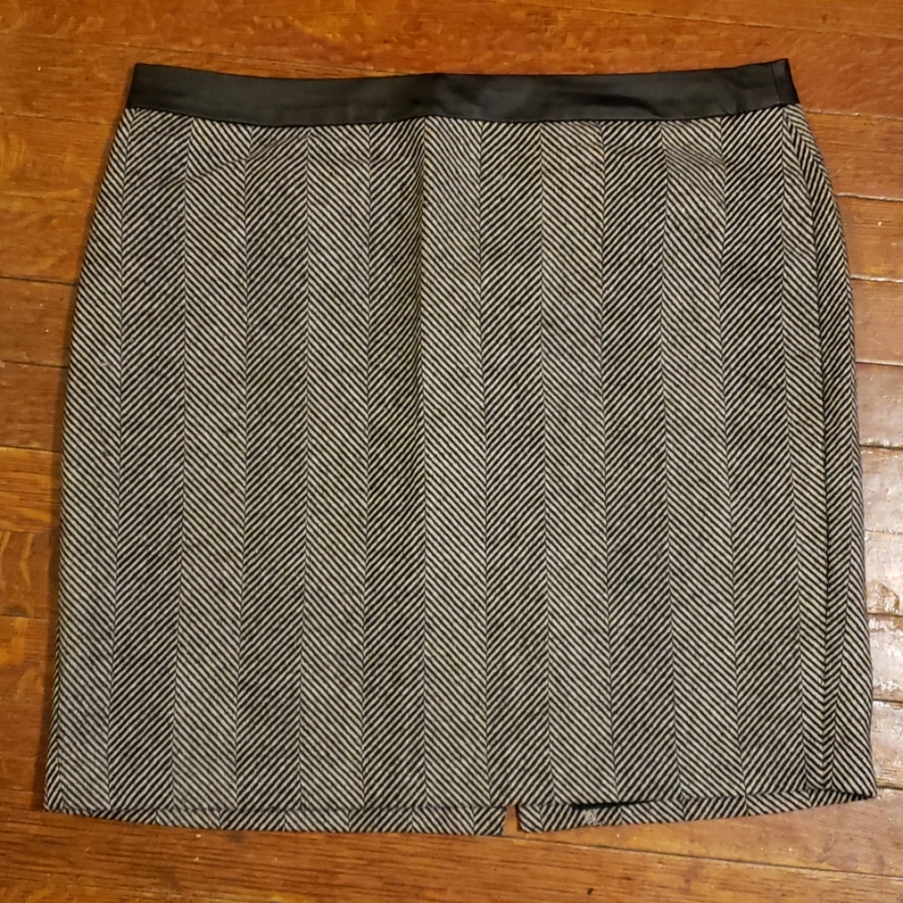 Banana Republic Wool Blend Pencil Skirt